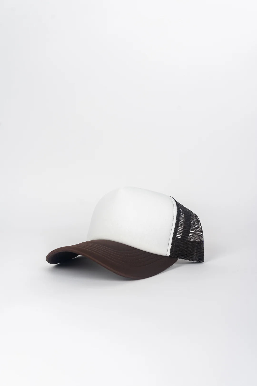 TWO TONE TRUCKER HAT