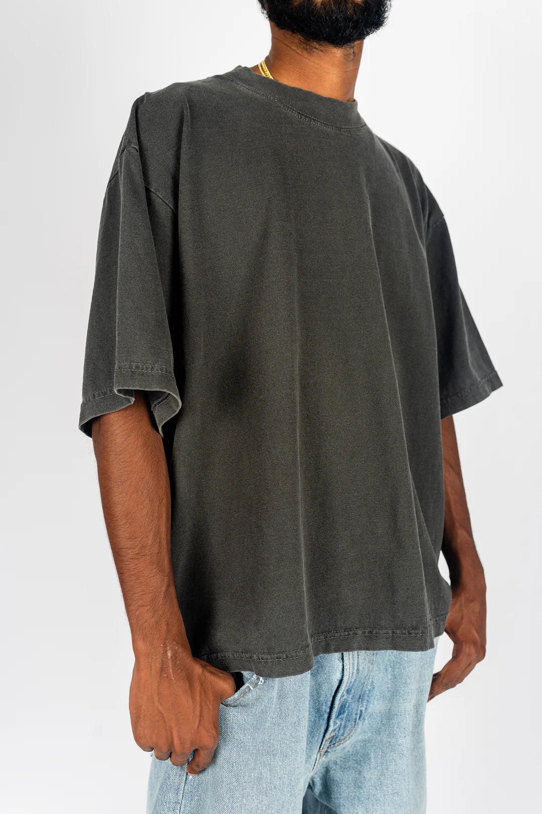 OVERSIZED T-SHIRT